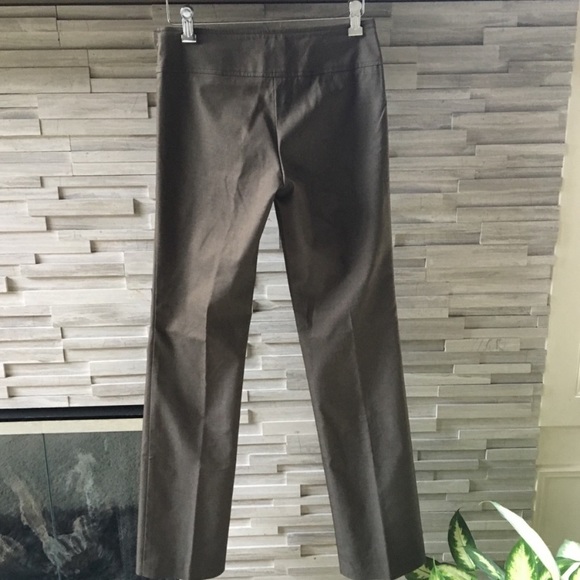 BCBG taupe Pants size 2 NEVER WORN - Picture 3 of 6